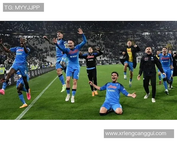 亨利天下足球带你领略全球足球盛宴与传奇球星的精彩瞬间